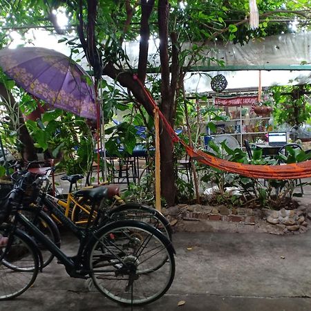 Baanchaokoh Homestay Kanchanaburi City Exteriör bild