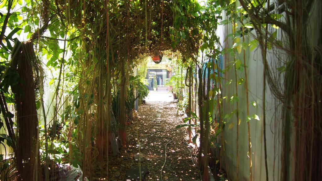 Baanchaokoh Homestay Kanchanaburi City Exteriör bild