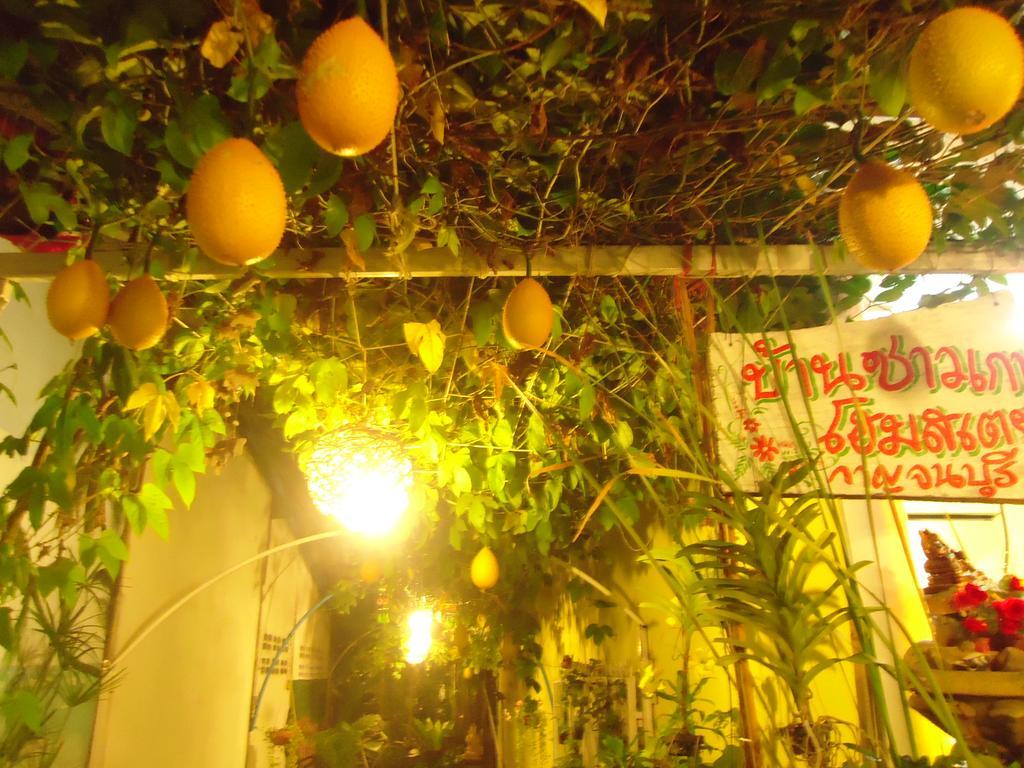 Baanchaokoh Homestay Kanchanaburi City Exteriör bild